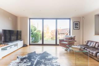 Woodside Lodge, surrounded by woodland and beautiful gardens - Wrington - 3