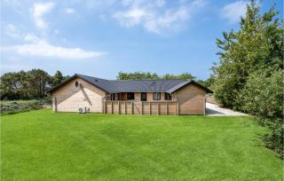 Nice Home In Hvide Sande With Sauna - Bjerregård - 1