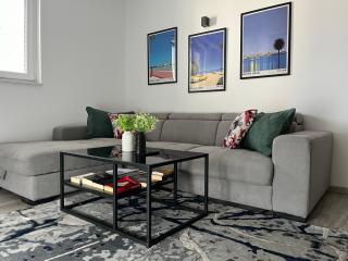 Neue Familienwohnung Meerblick - Klima & Parkplatz - Makarska - 9