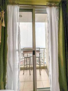 The Celandine condo near Ayala Mall Balintawak - Manila - 9