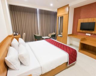 Hotel Sterling Plaza- Bangalore International Airport - Bangalore - 7