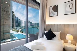 Lux Apartment with huge private Lounge I Burj & Canal View - Dubai - 6