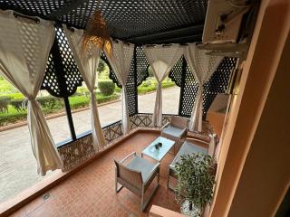 Oasis de détente avec terrasse et vue sur piscine - Marrakech - 9