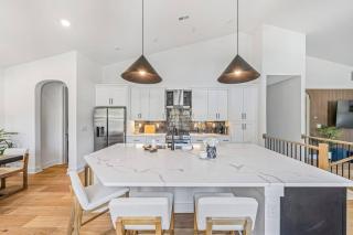 Modern 4BR Uptown Oasis! - Charlotte - 5