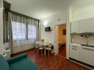 San Giovanni's Cozy Apartment - 1