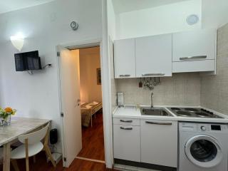 San Giovanni's Cozy Apartment - 7