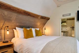 The Red Lion - Odiham - 3