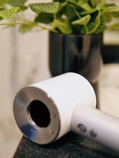 Roppongi 4 minutes, 4 person ,Dyson hair dryer, POLA toiletries - Tokyo - 2