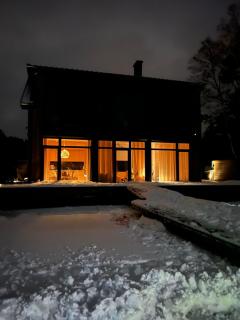 Dom z sauną i widokiem na jezioro - Pluski - 0