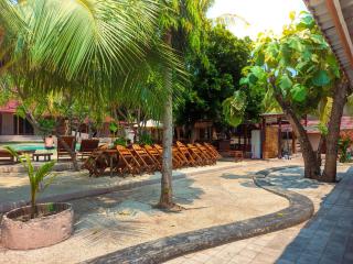 Jati Village, Party Hostel and Bungalows - Gili Trawangan - 5