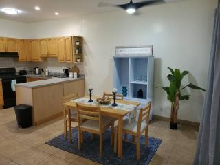Island Serenity Cottage - Freeport - 6