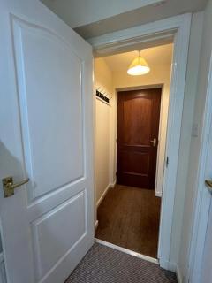 Uddy Howard court comfy professional space - 3