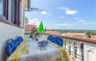 Stunning Apartment In Karin Gornji - Gornji Karin - 9