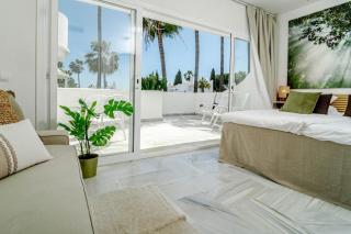 3 Townhouse with private garden in Marbella - 0
