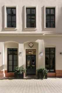Hotel GIN Budapest - Budapest - 8