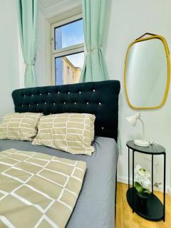 Cozy 9BR Shared Apartment, Only 12Min Walk to Augarten - Wenen - 4