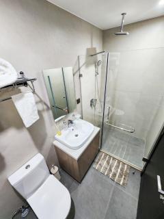 Aeon Towers Davao Condotel near Abreeza Ayala Mall - 1