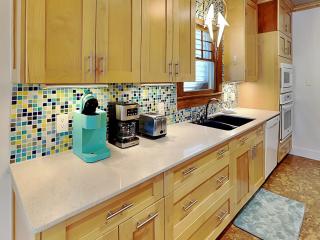 Treehouse Haven - Galveston - 3