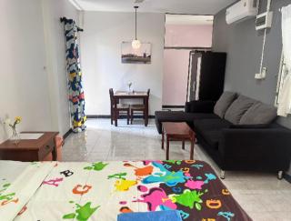 Studio with aircon n kitchen - 8