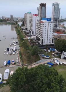 Diseño y confort Monoambiente a pasos del Río! - Santa Fe - 9