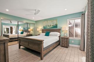 Coastal Chic at Windansea - San Diego - 9