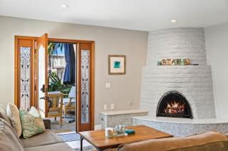Coastal Chic at Windansea - San Diego - 0