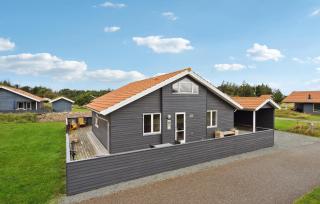 Lovely Home In Ulfborg With Wifi - 1