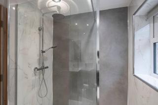Brumby 3-Bed House by Brookland Stays Serviced Accommodation with WiFi - Brumby - 1