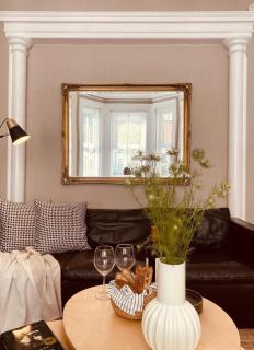 4BR Spacious Home- 5 Mins to City- Free Secure Parking - 3