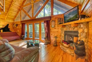 Browns Bear Den #235 - Gatlinburg - 1