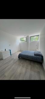 Loft épuré avec parking privé. - Saint-Symphorien-dʼOzon - 3