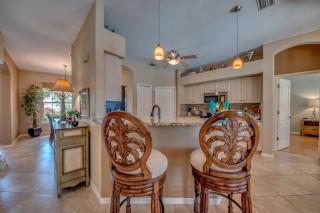 Villa Harmony by CoralVilla, pool, great location - Cape Coral - 5
