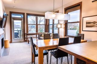 Waterfront Suite & Lake Resort - Lac-Superieur - 8