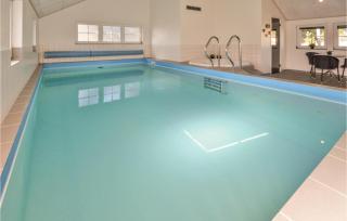 Six-Bedroom Holiday Home In Blavand - Blåvand - 9