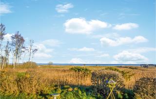 Three-Bedroom Holiday Home In Orsted - 3