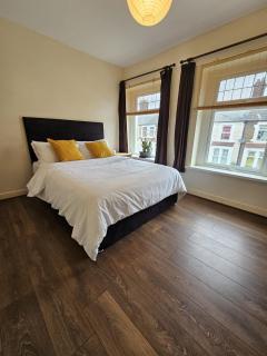 2 bed Cardiff home - 2