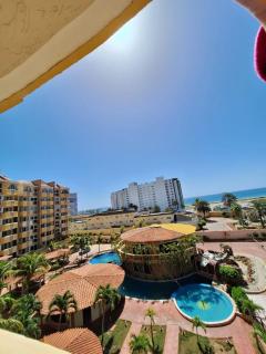 Apartamento Vacacional - Vista al Mar - Petalo 4 Piso 4 - Porlamar - 1