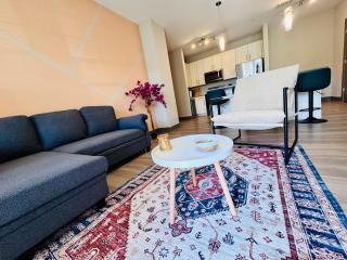 Full Apartment, King Bed, 15 Min to Parks, Pet-Friendly, Resort-Style Amenities - Orlando - 8