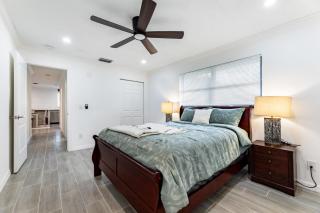 Spacious 2BR Townhouse Near The Beach with Parking - Stuart - 9