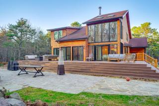 Ski, Hike and More Spacious Log Cabin in Long Pond - Long Pond - 9