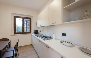2 Bedroom Cozy Apartment In Moscufo - Moscufo - 6