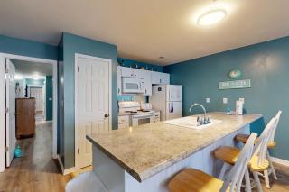 Front Beach Retreat C - 4