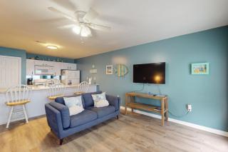 Front Beach Retreat C - Panama City Beach - 3