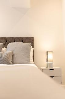 Boutique City Centre Apartments - 5