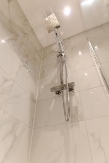 Boutique City Centre Apartments - 3