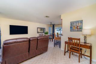 Villa Paradise Getaway - Cape Coral - 4