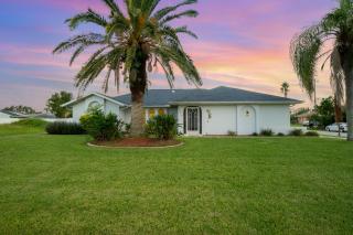Villa Paradise Getaway - Cape Coral - 9
