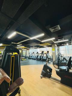 Stunning Studio with Rooftop Pool, Balcony & Gym - Dubai - 3