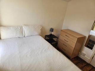 Comfy Room By Gloucester Road - Bristol - 0