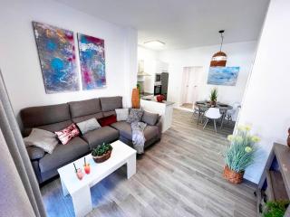 Casa Moderna con Garaje en Rota, cerca de Playa - Rota - 3